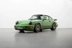 1992 Porsche Cerrera 4  — thumbnail 1