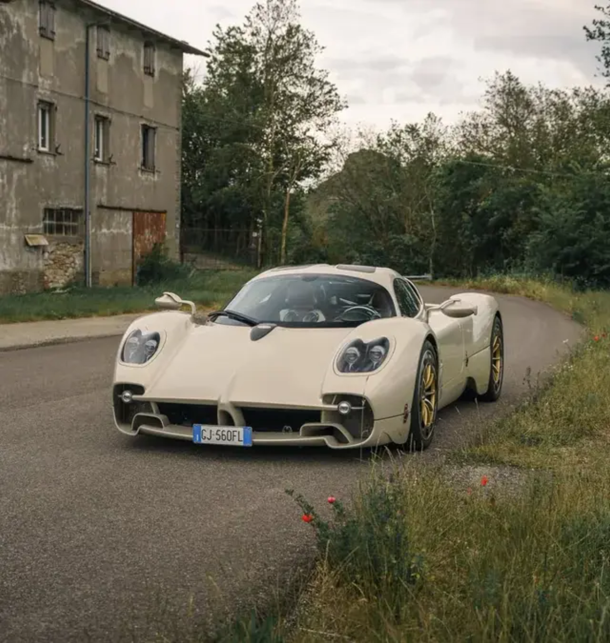 2022 Pagani Utopia — photo 1
