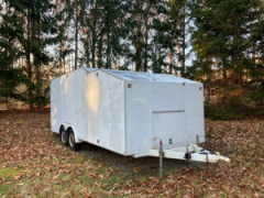 1985 20' Heavy Duty Enclosed Car Trailer — thumbnail 4