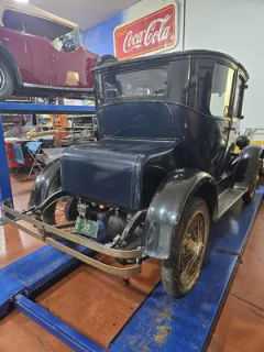 1922 Detroit Electric model 97 — thumbnail 5
