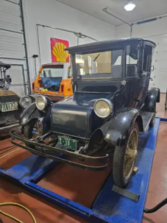1922 Detroit Electric model 97 — thumbnail 3