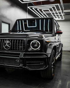 Mercedes Benz  — thumbnail 2